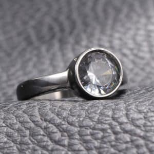 Women's Fashion Stainless Steel Diamond-studded Ring