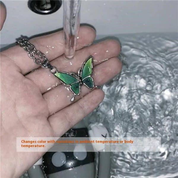 Women's Retro Color-changing Butterfly Necklace