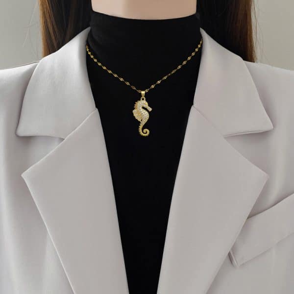 Fashion Zircon Seahorse Crab Pendant Necklace