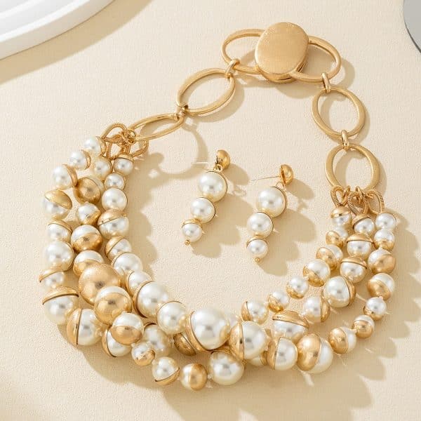 Women's Pearl Necklace High-end Temperament Sweater Chain Magnetic Snap Clavicle Chain