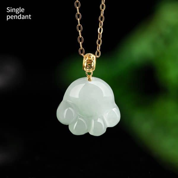 Emerald Light Green Cat's Paw Pendant Cute 18K Gold Buckle Jade Pendant Women's