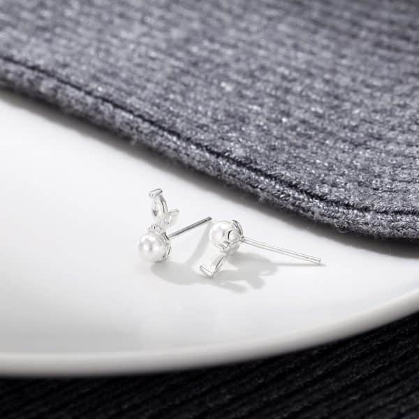 S999 Sterling Silver Pure Silver Stud Earrings Female Water Drop Ear-caring Shell Pearls
