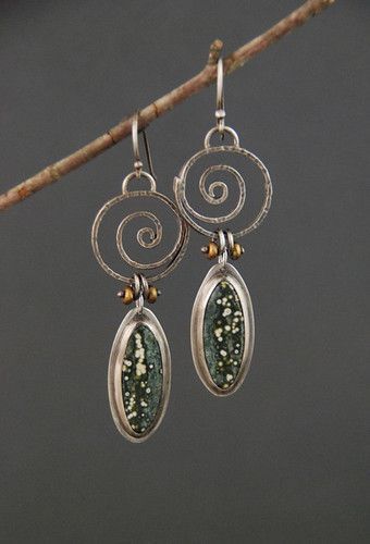 Women's Fashion Hollowed-out Spiral Drop Earrings