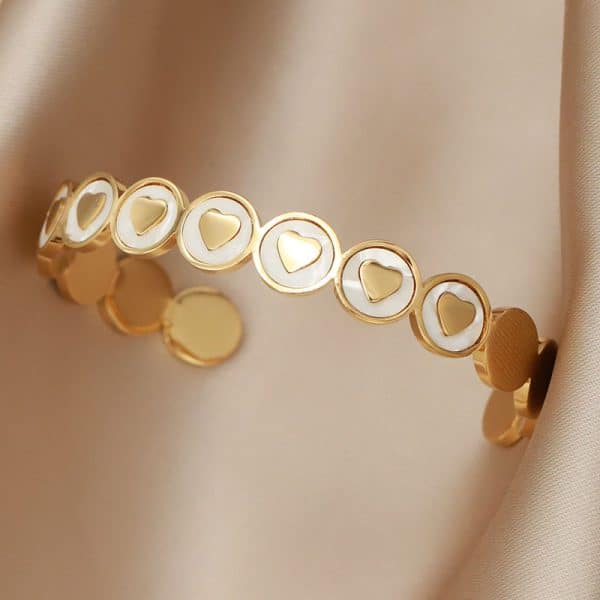 Adjustable Opening Bracelet Love Heart White Shell