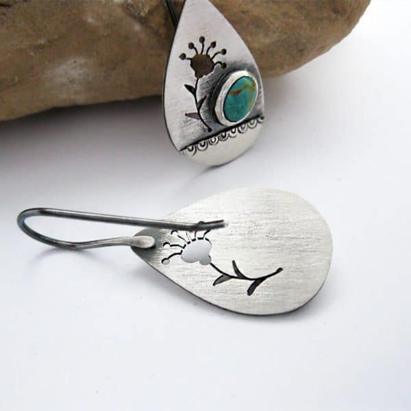 Water Drop Hollow Retro Flower Earrings