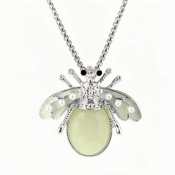 Fantasy Luminous Bee Necklace Firefly Inlaid Pearl Design Personalized Luminous Effect