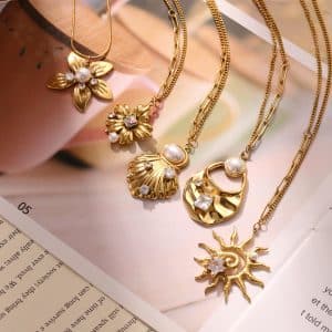 European And American Stainless Steel Hammered Spiral Sun Pendant Necklace