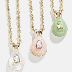 Love Natural Stone Pendant Color Ornament