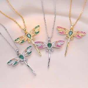 Women's Fashionable Colorful Dragonfly Pendant Necklace