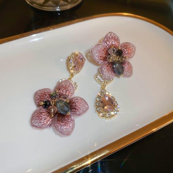 Asymmetrical Diamond Drop Crystal Flower 925 Silver Needle