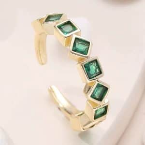 Fashionable All-match High-grade Retro Beccarite Ring