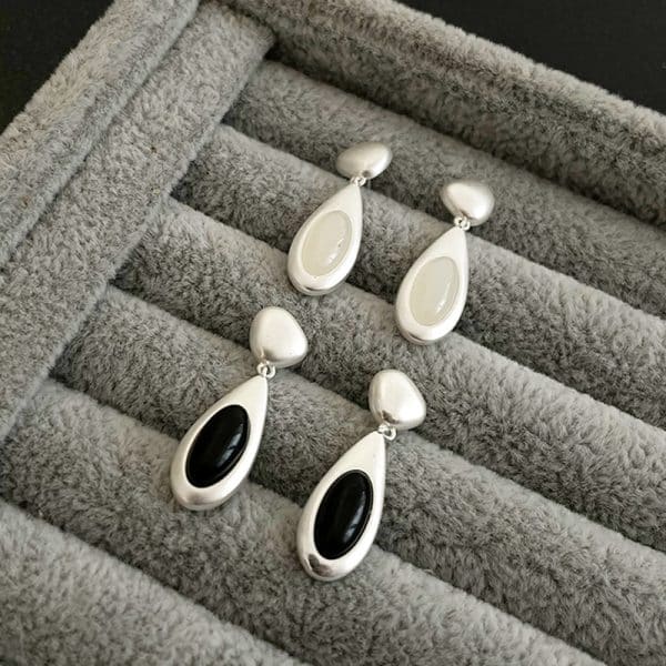Black And White Water Drop Oval Geometric Earrings
