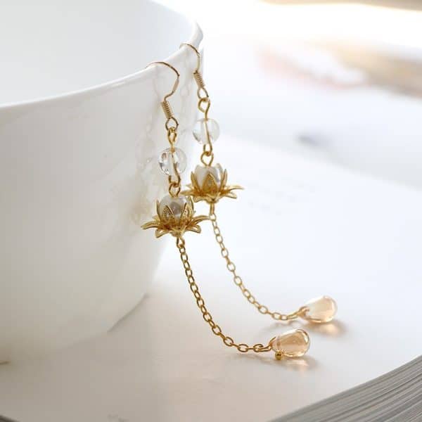 Women's Lotus Water Drop Fringe Earrings