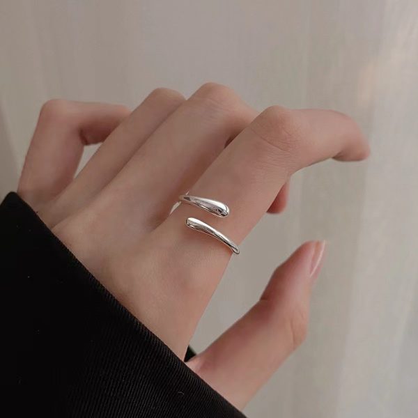 Stylish And Simple Personality Hug Female Open Ring