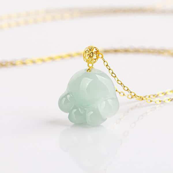 Emerald Light Green Cat's Paw Pendant Cute 18K Gold Buckle Jade Pendant Women's