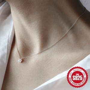 New S925 Sterling Silver Seven Diamond Flower Necklace For Women