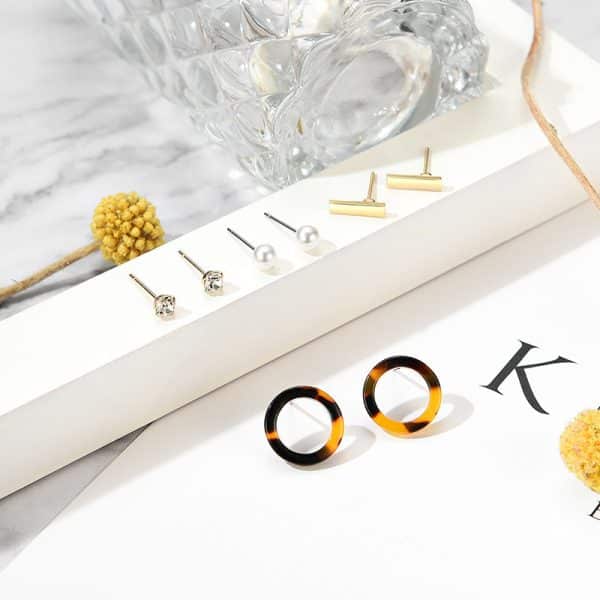Simple Style New Pearl Round Word Earrings Set