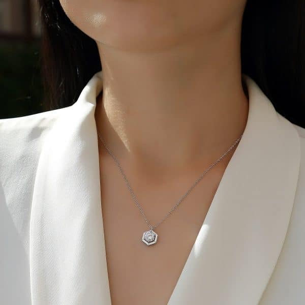Silver Necklace Moissanite Geometric Pendant Fashion