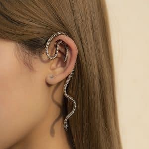 Exaggerated Micro-set Rhinestone Three-dimensional Snake Ear Cuff